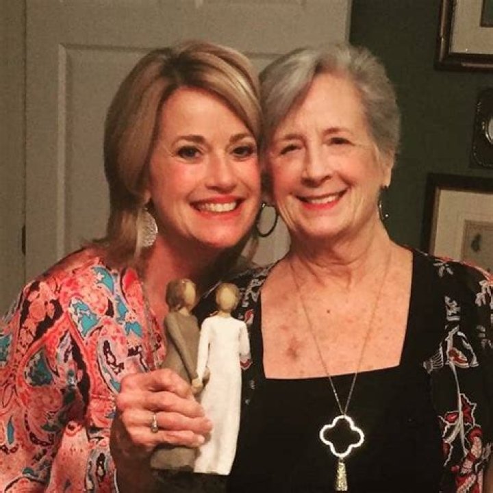 
Jane Robelot Height, Weight, Net Worth, Age, Birthday, Wikipedia, Who, Instagram, Biography 