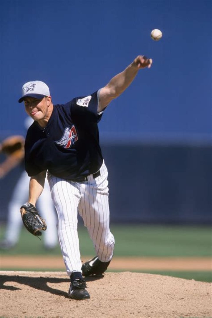 
Jarrod Berry Height, Weight, Net Worth, Age, Birthday, Wikipedia, Who, Nationality, Biography 