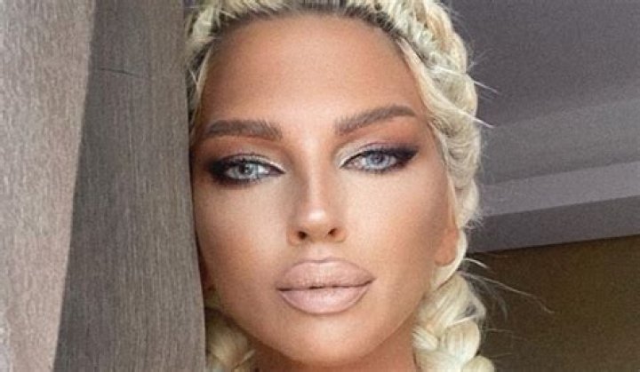 
Jelena Karleuša Height, Weight, Net Worth, Age, Birthday, Wikipedia, Who, Nationality, Biography 