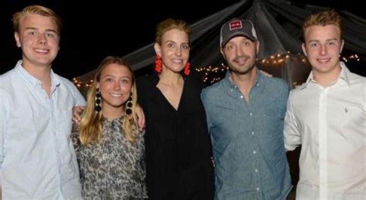 
Joe Bastianich Has Three Kids With His Loving Wife Deanna Bastianich 