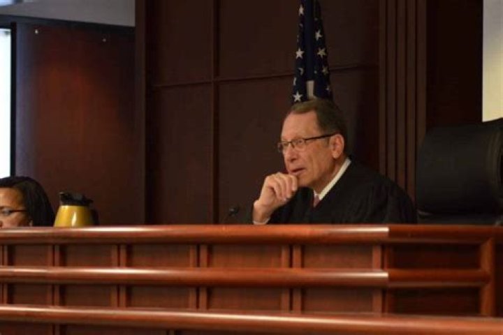 
Judge David Lee, Who Oversaw School Funding Case, dies at 72 