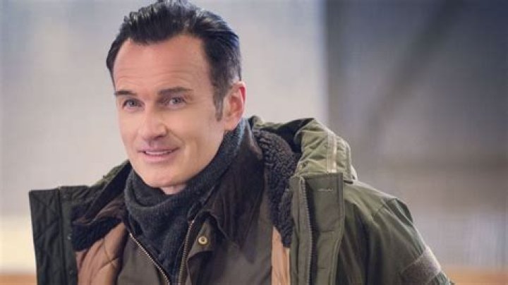 Julian McMahon Height, Weight, Net Worth, Age, Birthday, Wikipedia, Who, Nationality, Biography