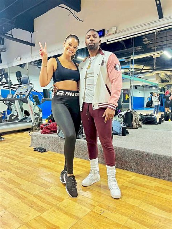 Kamie Crawford Height, Weight, Net Worth, Age, Birthday, Wikipedia, Who, Instagram, Biography