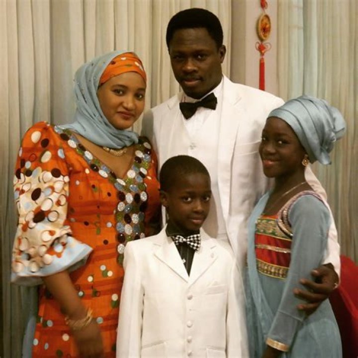 
Kannywood Actor, Sani Muazu Celebrates 30th Wedding Anniversary With His Wife And Children 