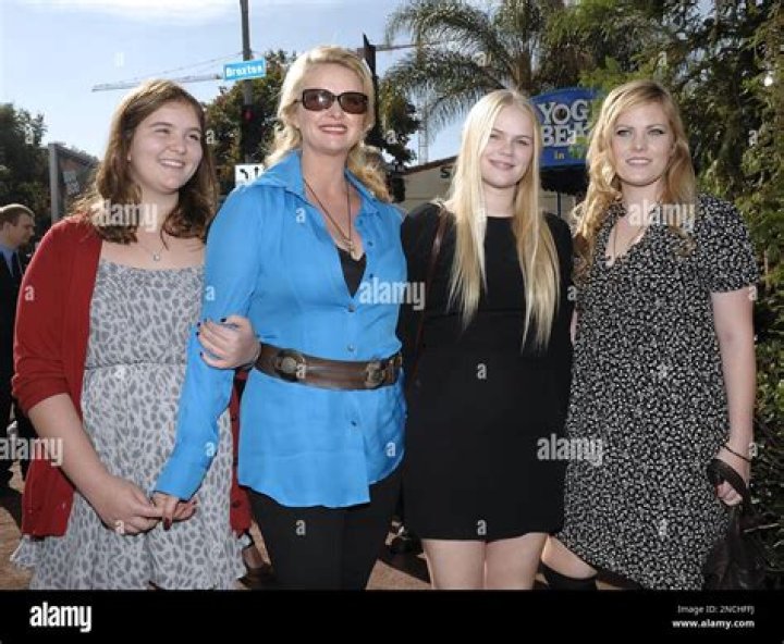 Katie Nolan Height, Weight, Net Worth, Age, Birthday, Wikipedia, Who, Instagram, Biography