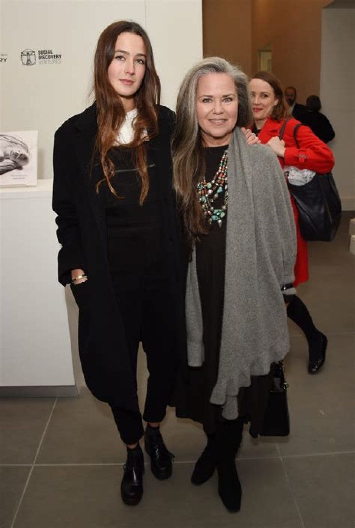 Kelly Stark Height, Weight, Net Worth, Age, Birthday, Wikipedia, Who, Instagram, Biography