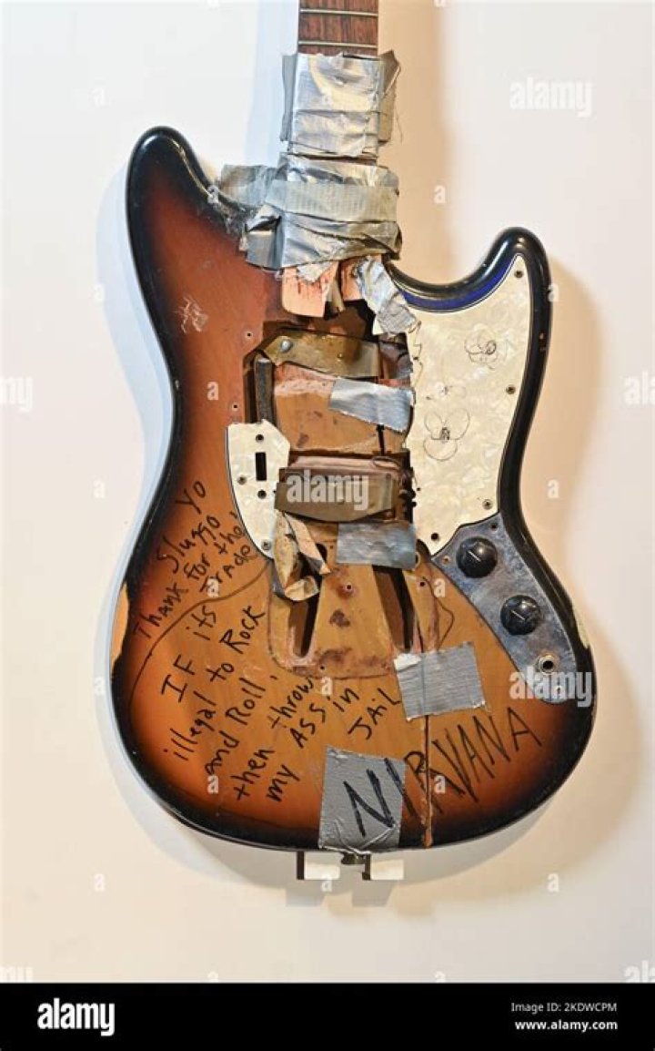 
Kurt Cobain’s 1989 Stage-Smashed Fender Mustang Guitar Sells for Nearly $500,000 at Auction 