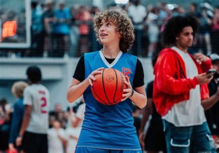 
Laiken Neumann Height, Weight, Net Worth, Age, Birthday, Wikipedia, Who, Nationality, Biography 