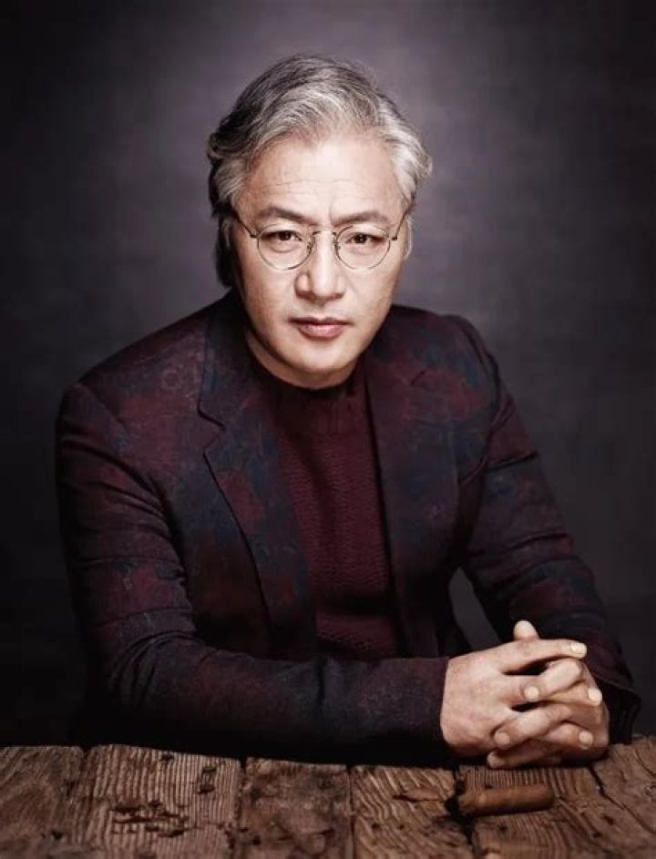 Lee Geung-young Height, Weight, Net Worth, Age, Birthday, Wikipedia, Who, Nationality, Biography