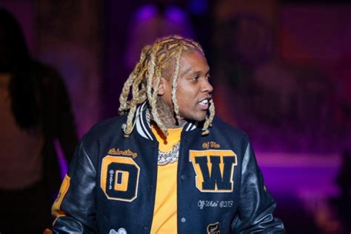 
Lil Durk Was Injured When Smoke Hit His Face During Lollapalooza Festival 