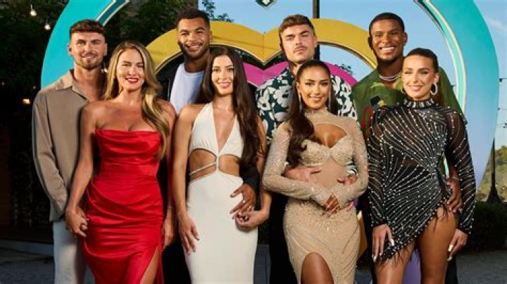 
Love Island: Fashion Influencer Chloe Nicole Age Family And Net Worth 