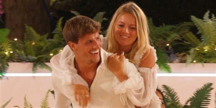 Love Island Luca Bish Teeth Before Coming To The Show: Has He Whitened Them