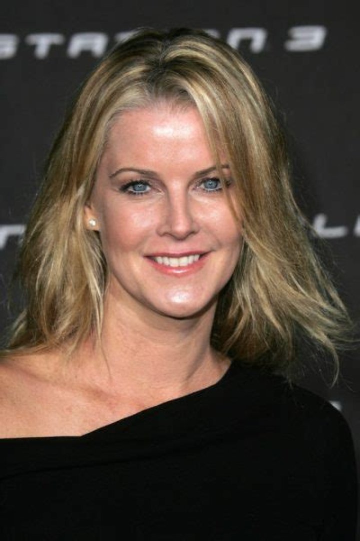 Maeve Quinlan Height, Weight, Net Worth, Age, Birthday, Wikipedia, Who, Nationality, Biography