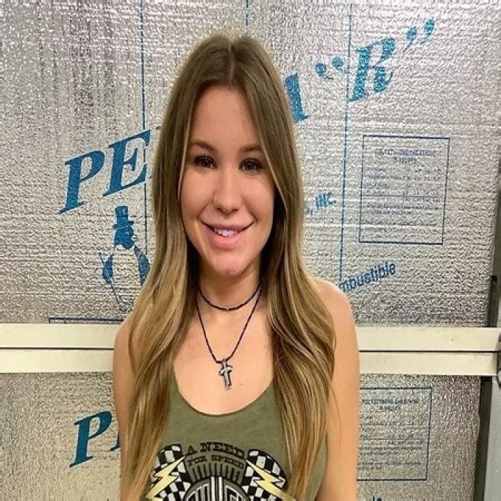 Mallory Gulley Height, Weight, Net Worth, Age, Birthday, Wikipedia, Who, Instagram, Biography