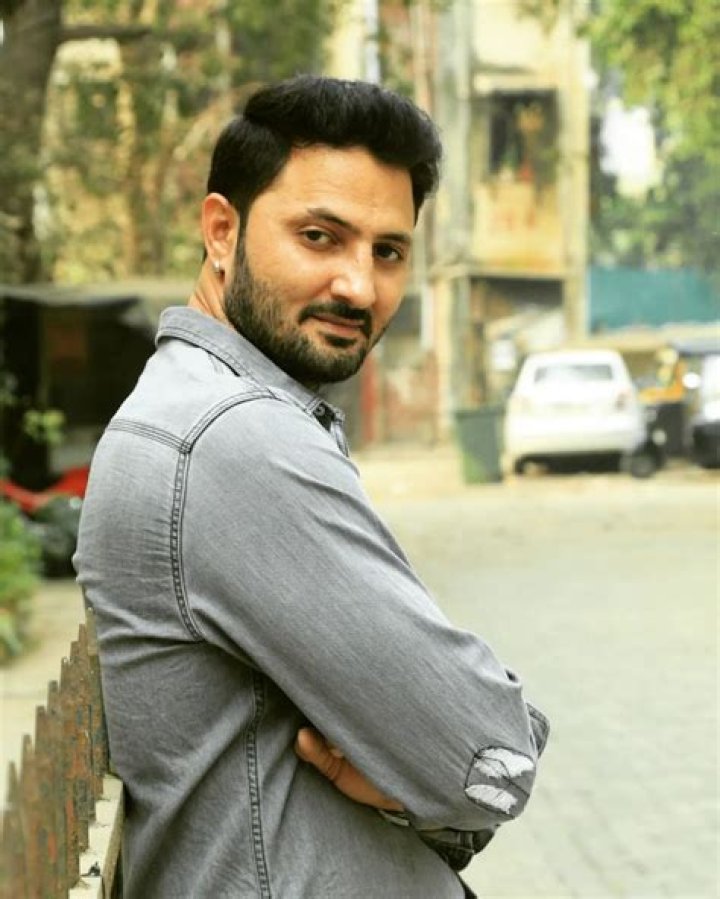 Manish Bishla Height, Weight, Net Worth, Age, Birthday, Wikipedia, Who, Instagram, Biography