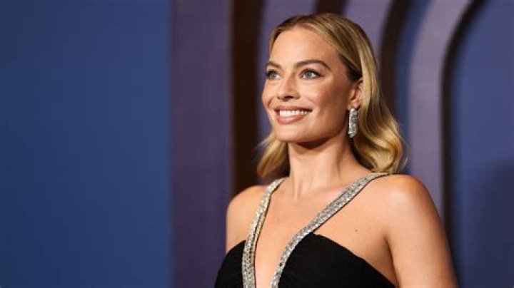 Margot Robbie Height, Weight, Net Worth, Age, Birthday, Wikipedia, Who, Nationality, Biography