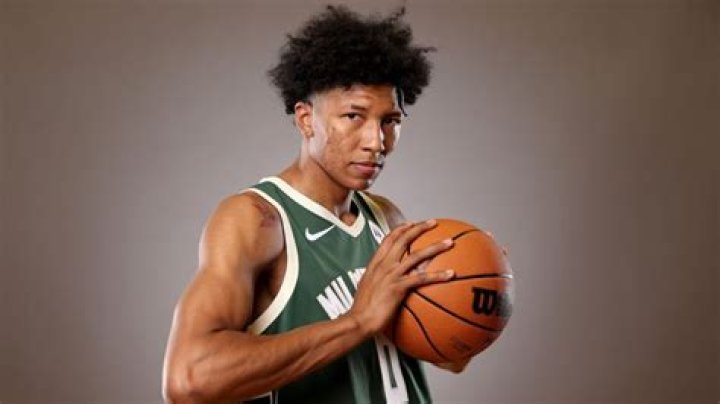 Marjon Beauchamp Height, Weight, Net Worth, Age, Birthday, Wikipedia, Who, Nationality, Biography