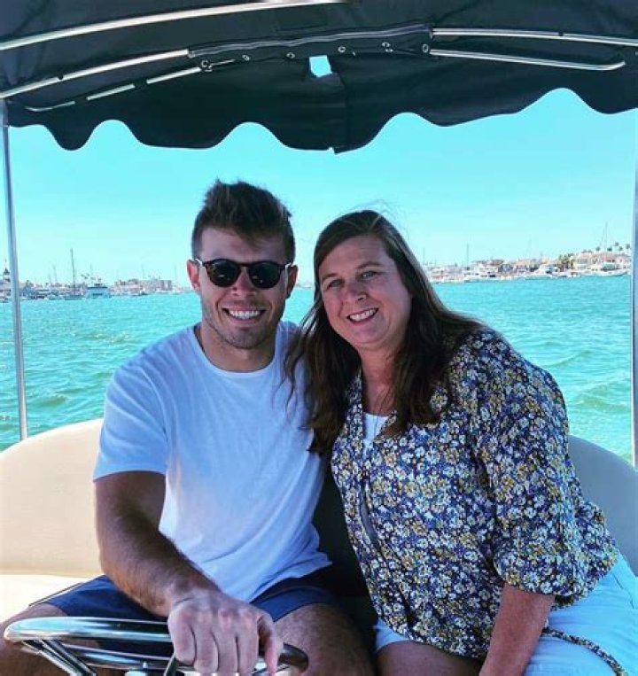 Meet Bachelorette’s Zach Shallcross Parents Chapman & Megan, Is He Related To Patrick Warburton?