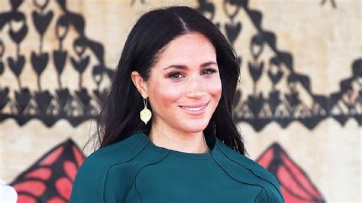 
Meghan Markle Clarifies Interview Comment About Losing Her Dad 