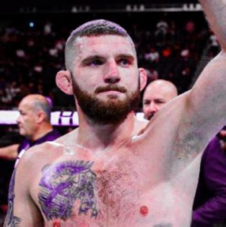 
Michal Oleksiejczuk Height, Weight, Net Worth, Age, Birthday, Wikipedia, Who, Nationality, Biography 