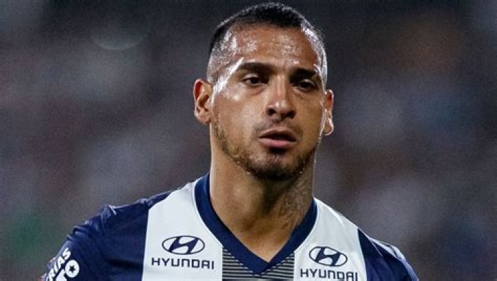 
Miguel Trauco Height, Weight, Net Worth, Age, Birthday, Wikipedia, Who, Instagram, Biography 