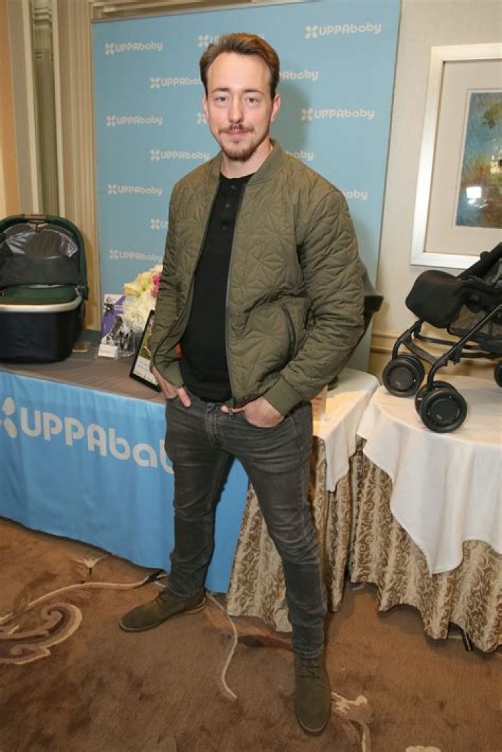 Mike Coy Height, Weight, Net Worth, Age, Birthday, Wikipedia, Who, Instagram, Biography