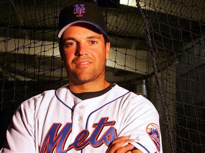 Mike Piazza Height, Weight, Net Worth, Age, Birthday, Wikipedia, Who, Nationality, Biography