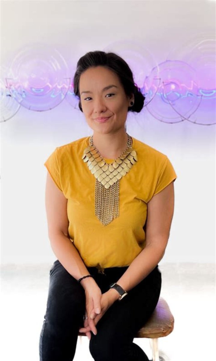 Minhi Su England Height, Weight, Net Worth, Age, Birthday, Wikipedia, Who, Instagram, Biography