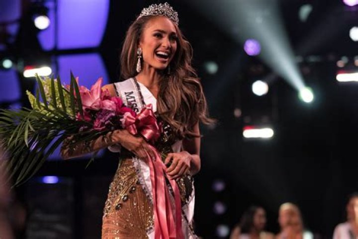 
Miss USA 2022 R’Bonney Gabriel Denies Allegations That Pageant Was ‘Rigged’ in Her Favor 