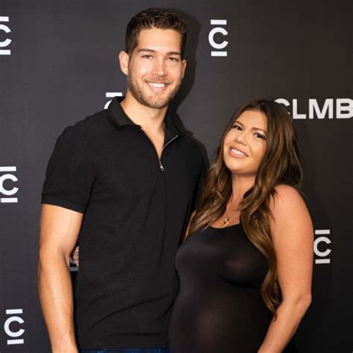 
MTV’s Chanel West Coast Announces Pregnancy With Model Boyfriend Dom Fenison, Who Exactly Is He? 