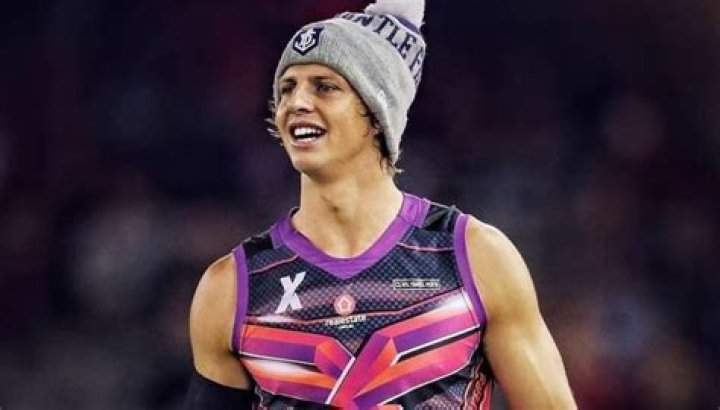 
Nat Fyfe Height, Weight, Net Worth, Age, Birthday, Wikipedia, Who, Nationality, Biography 