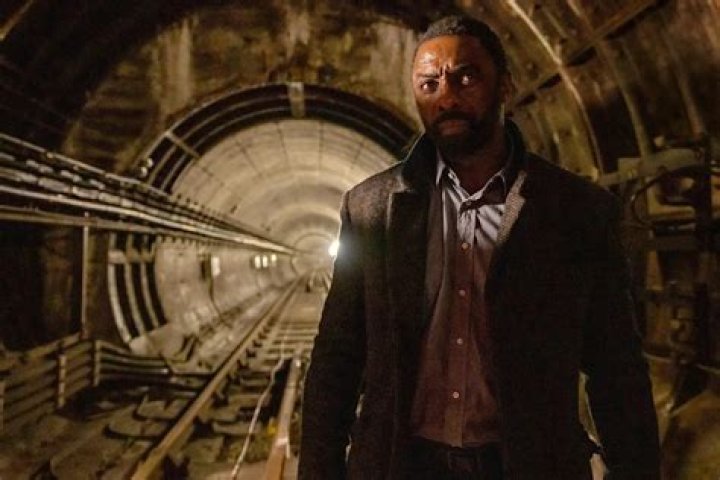 
Netflix Releases 2 New Images of Idris Elba Reprising Role in ‘Luther’ Movie 