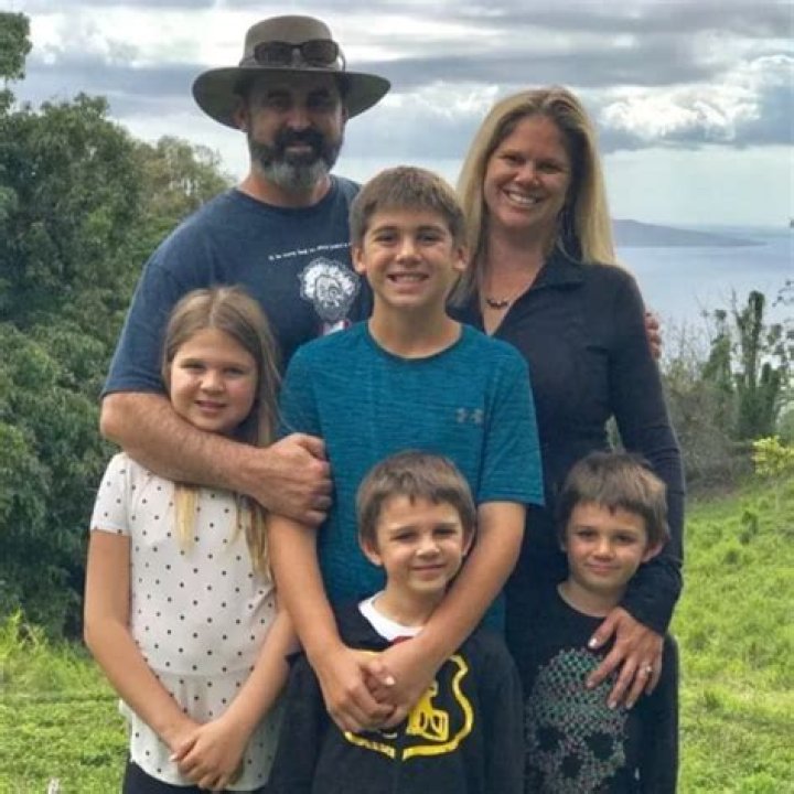 Nick Rolovich is Married to Wife: Analea Rolovich. Kids: Daniel, William, Patrick, Alana.