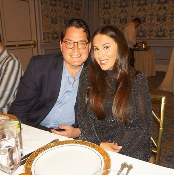 Olivia Oshry Height, Weight, Net Worth, Age, Birthday, Wikipedia, Who, Instagram, Biography