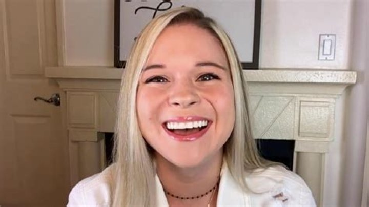 
Paige Zilba Height, Weight, Net Worth, Age, Birthday, Wikipedia, Who, Nationality, Biography 