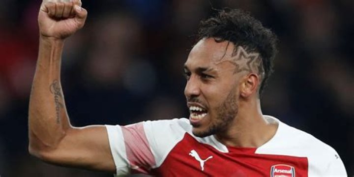 
Pierre-Emerick Aubameyang Issues Statement Following Violent Burglary 