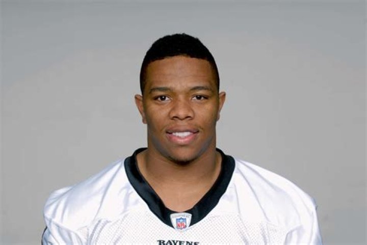 Ray Rice Height, Weight, Net Worth, Age, Birthday, Wikipedia, Who, Nationality, Biography