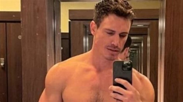 
Rumors And Speculations: Was Jeff Thomas Gay Or Not? 