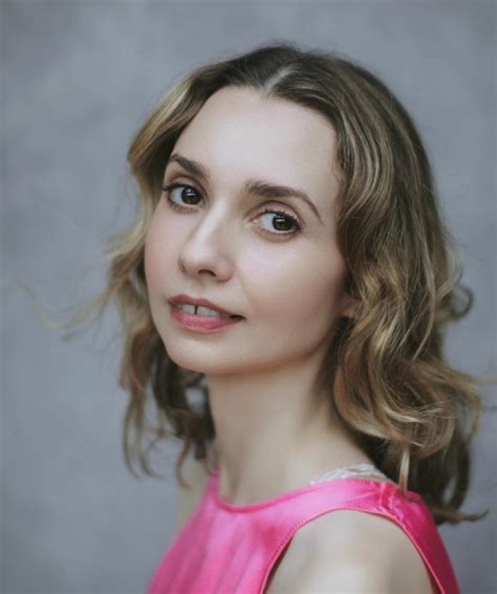 Sarah Beck Mather: Age Height And Family- Is She Trained At The Royal Central School?