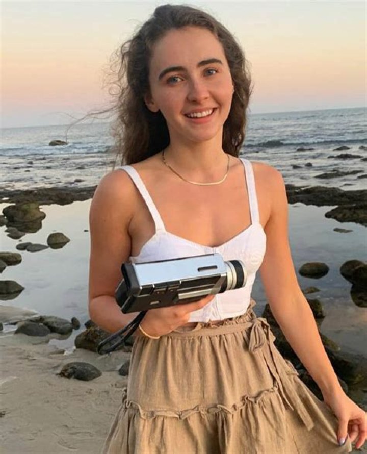 Sarah Carpenter Height, Weight, Net Worth, Age, Wiki, Who, Instagram, Biography