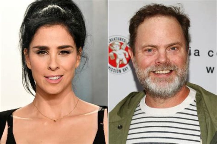 
Sarah Silverman and Rainn Wilson Encourage Fans to Adopt —Not Cook — a Turkey for Thanksgiving 