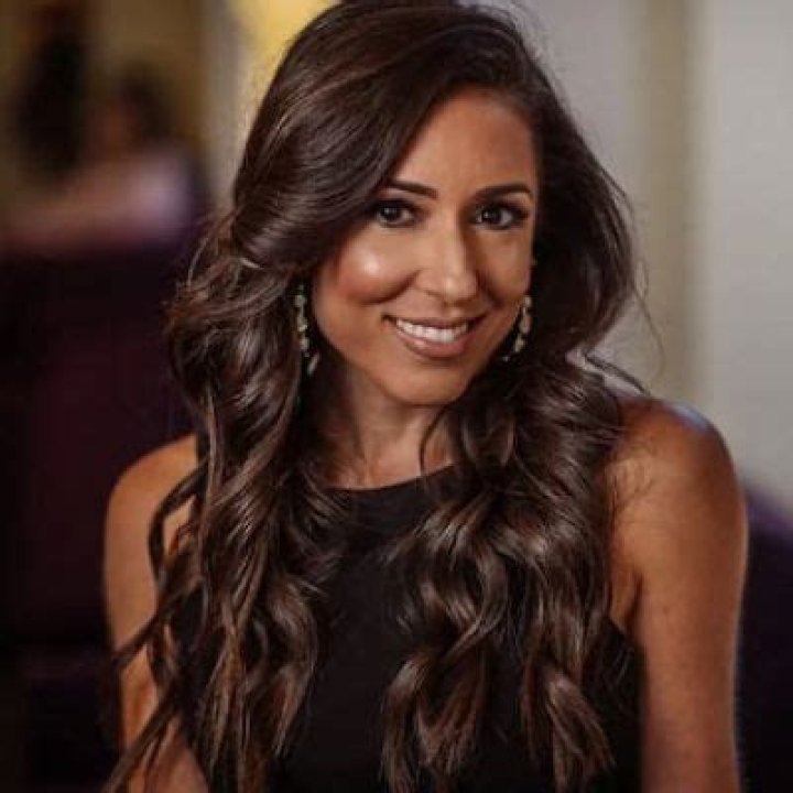 
Sonia Azad New Job: Why Did She Leave WFAA? Net Worth & Salary 