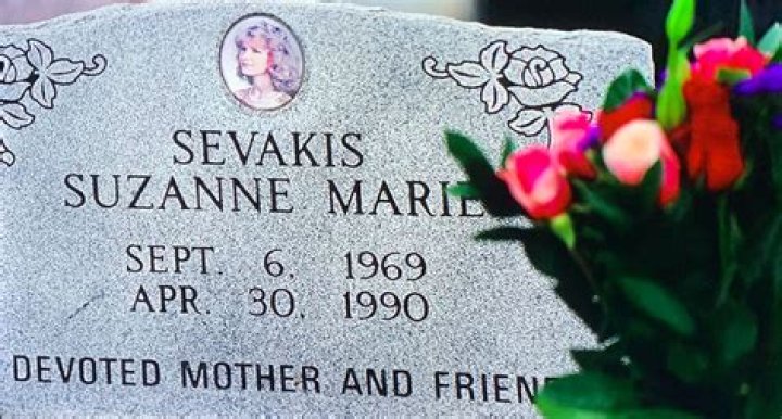Suzanne Marie Sevakis Death Cause Related To Girl In The Picture Movie Details, Obituary Notice