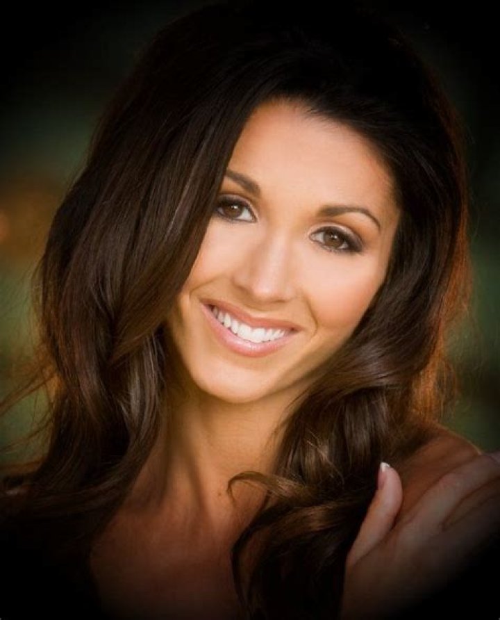 
Taya Parker Height, Weight, Net Worth, Age, Birthday, Wikipedia, Who, Nationality, Biography 