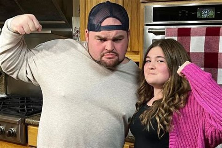 
‘Teen Mom’ ‘s Gary Shirley Celebrates Daughter Leah in Sweet Photos on 14th Birthday 