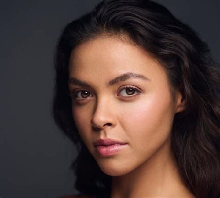 
Vanessa Bauer Husband – Is She Married? Wikipedia Bio Age And Instagram 