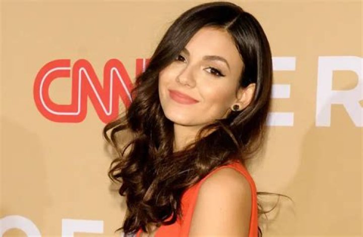 Victoria Justice Height, Weight, Net Worth, Age, Birthday, Wikipedia, Who, Nationality, Biography