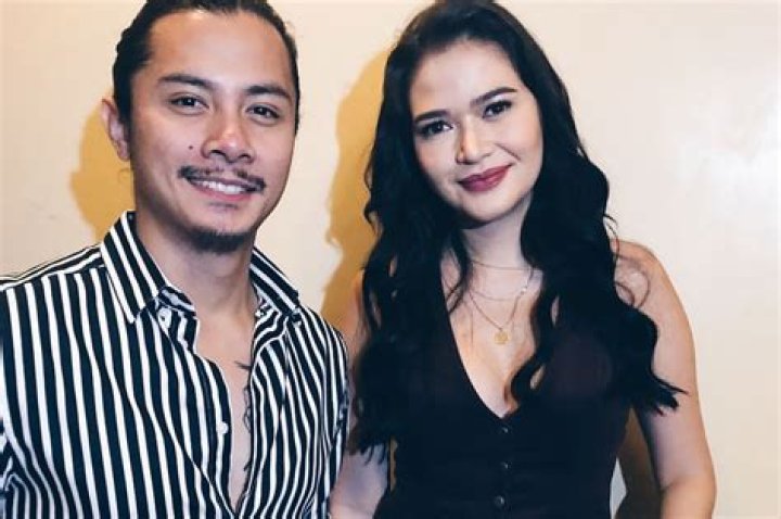 Was JC Padilla Father Naldy Padilla Caught Cheating On His Wife With Karla Estrada?