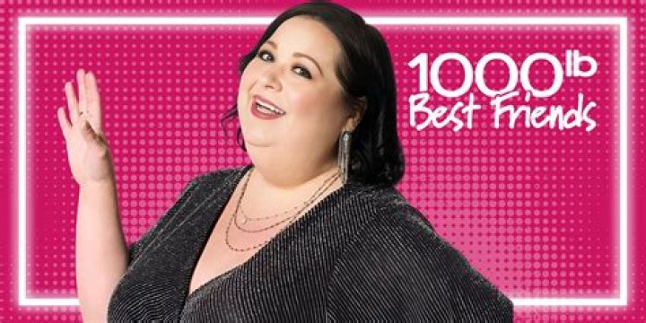 “We love you”: 1000-lb. Best Friends fans support Ashley as she goes to therapy and talks about her father’s death