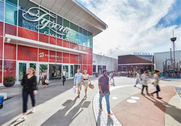 
What Happened At Tysons Corner VA? Mall Shooting As Shooter Is In Loose 